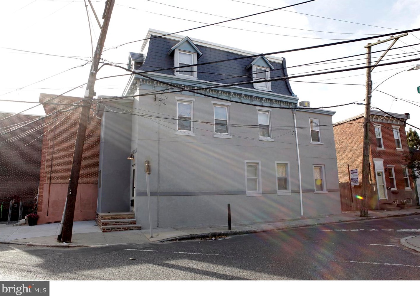 1432 Palmer St, Philadelphia, PA 19125-2607