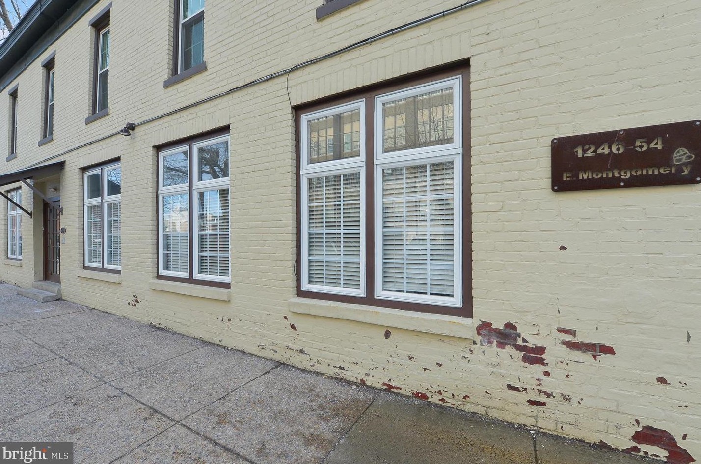 1246 Montgomery Ave, Philadelphia PA  19122-0025 exterior