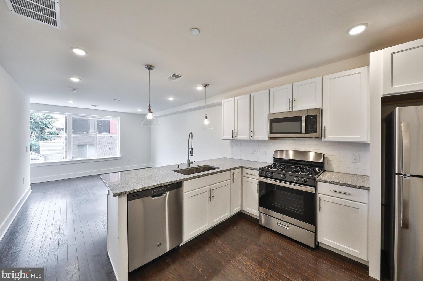 2603 Emerald St #2, Philadelphia, PA 19125