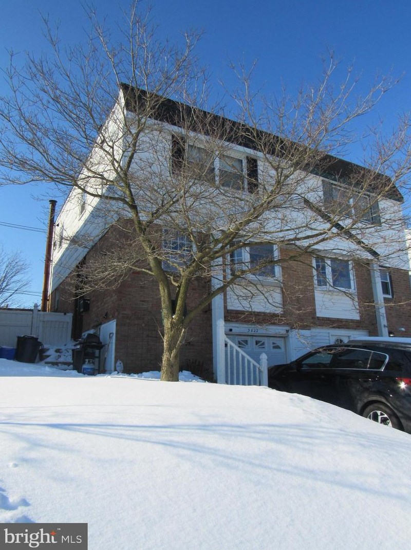 3822 Patrician Dr, Philadelphia, PA 19154-3412