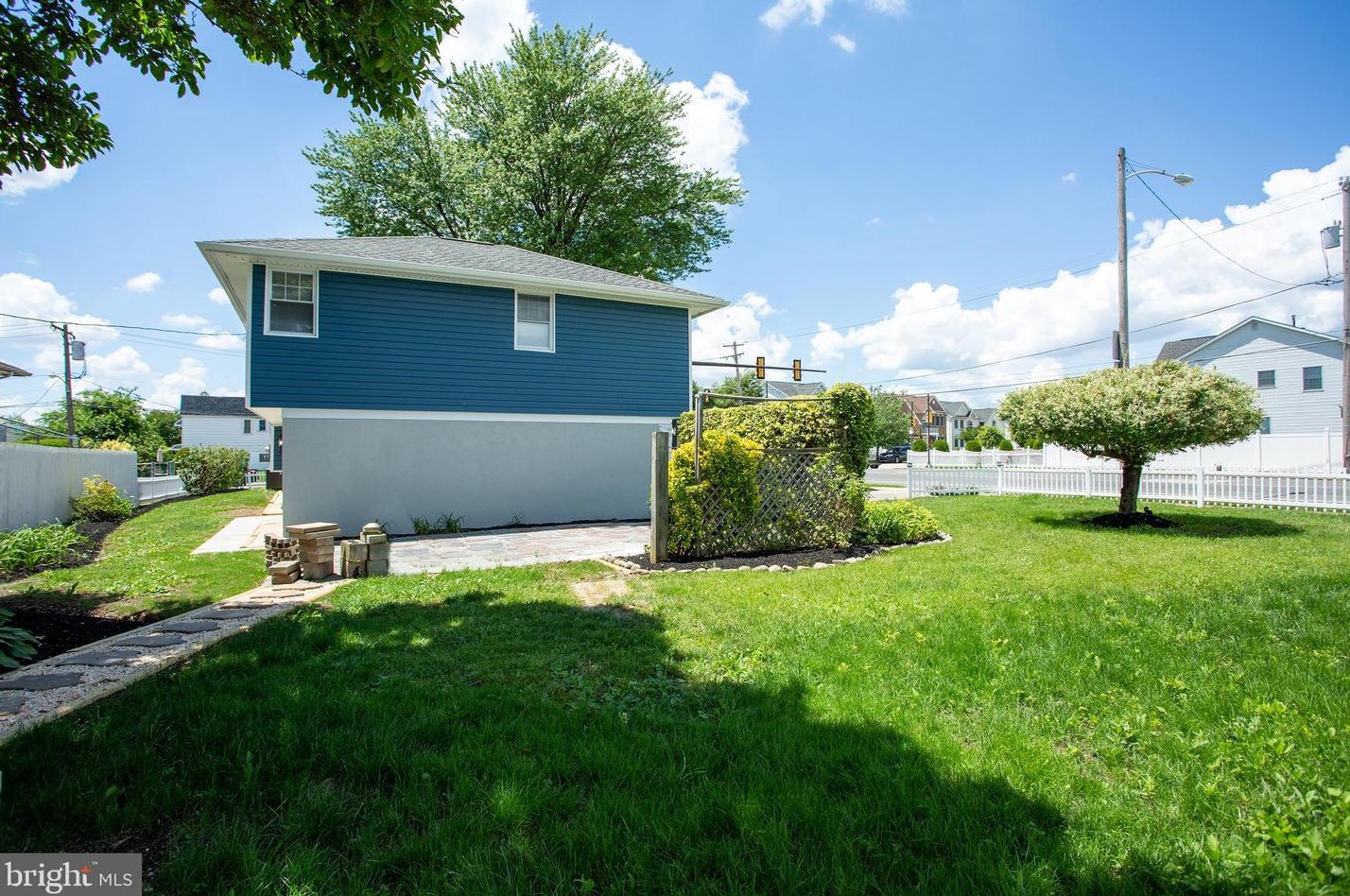 9945 Haldeman Ave, Philadelphia PA  19115-1710 exterior