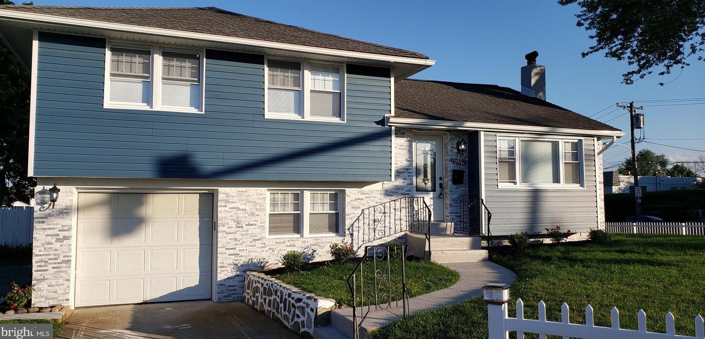 9945 Haldeman Ave, Philadelphia PA  19115-1710 exterior