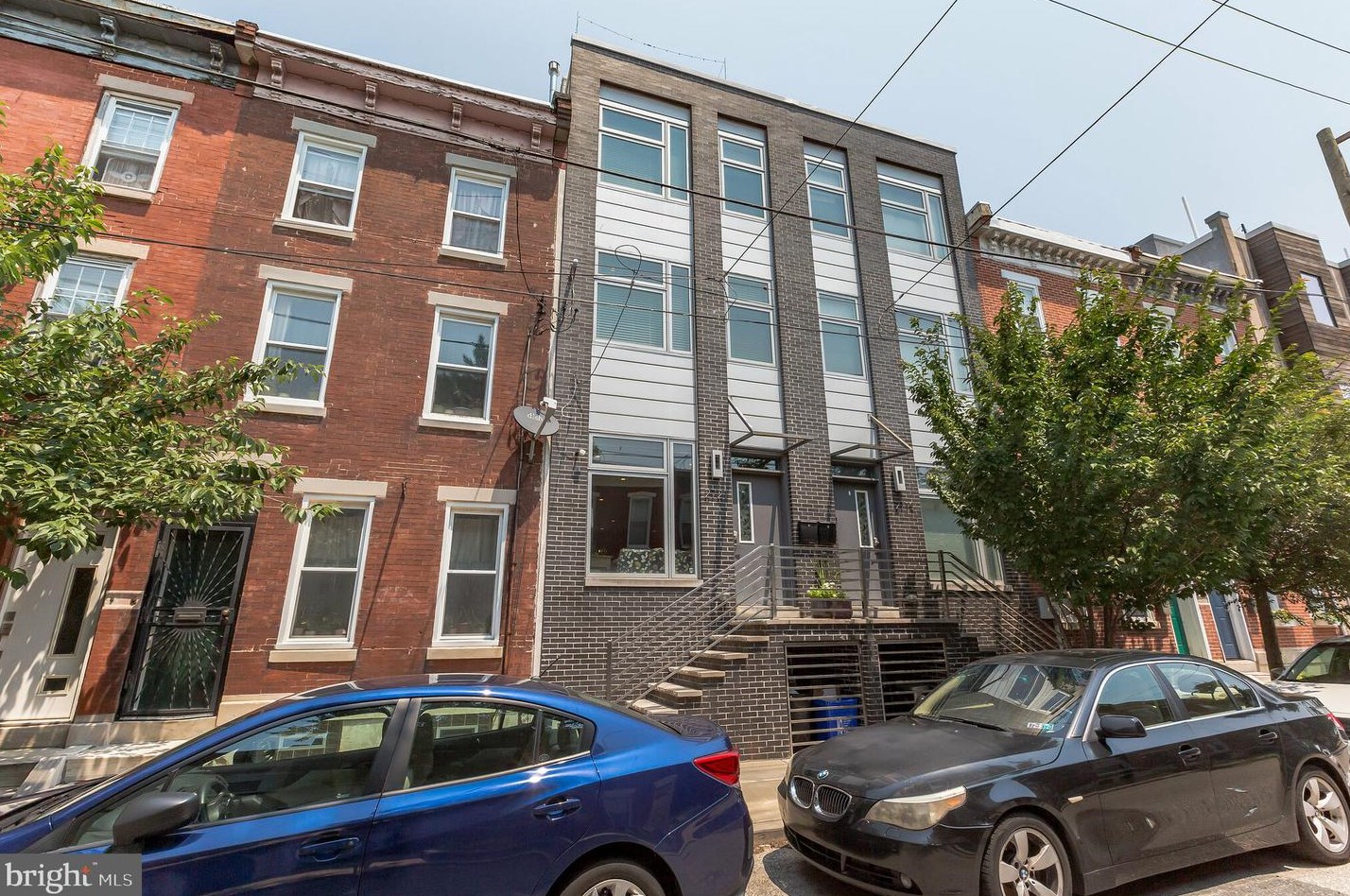 2721 Cambridge St, Philadelphia PA  19130-1206 exterior