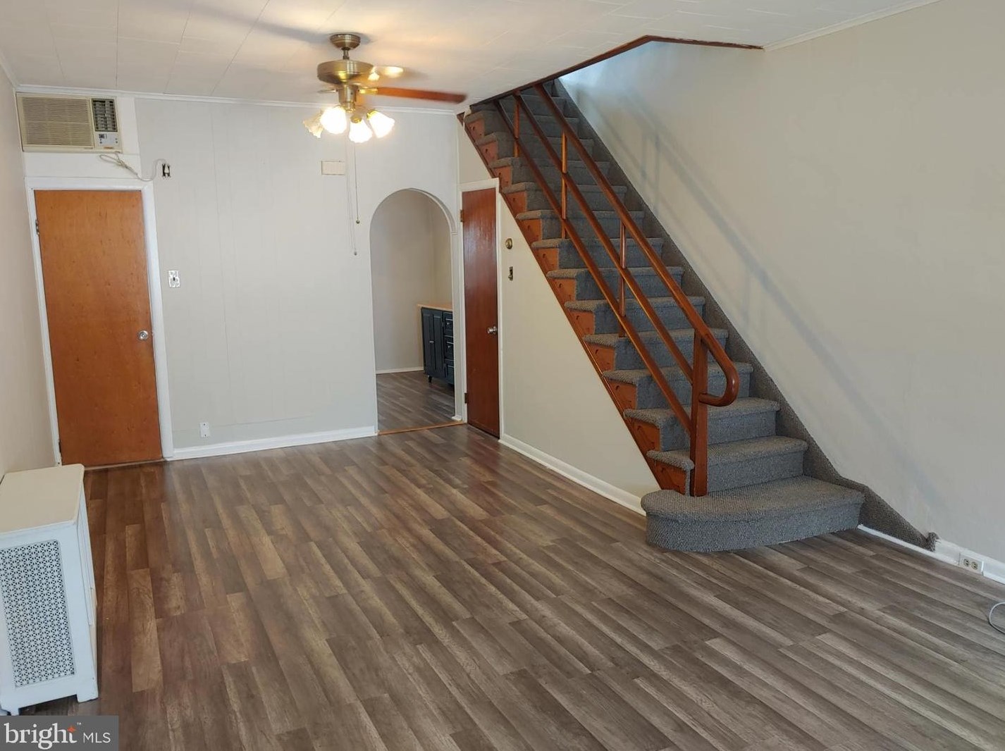 1844 Gladstone St, Philadelphia PA  19145-3718 exterior