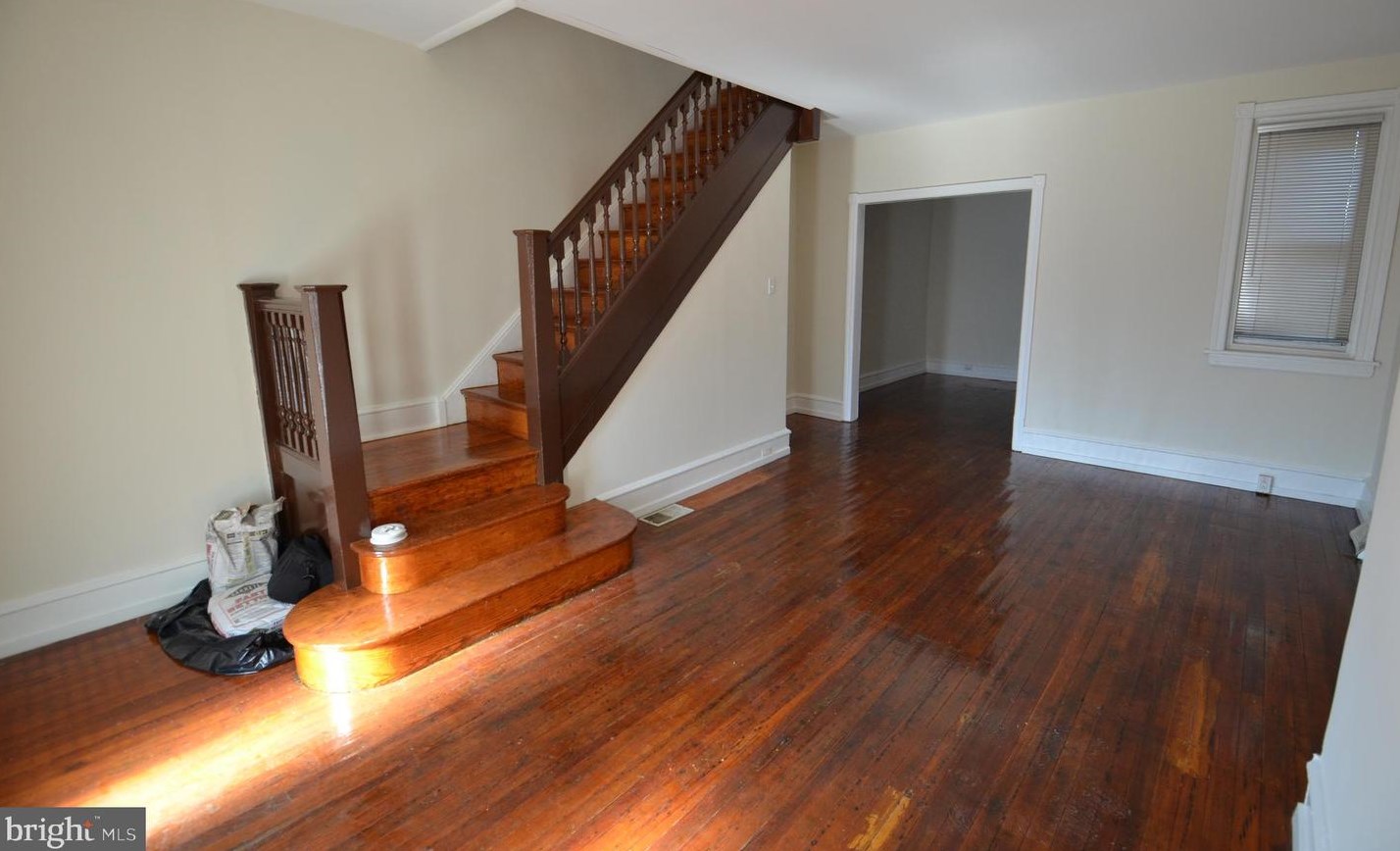 506 King St, Philadelphia, PA 19144-4614