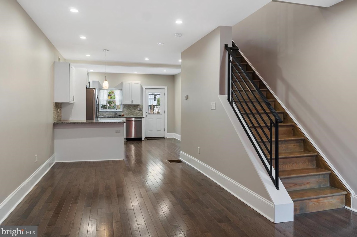 1454 Marston St, Philadelphia, PA 19146-3733