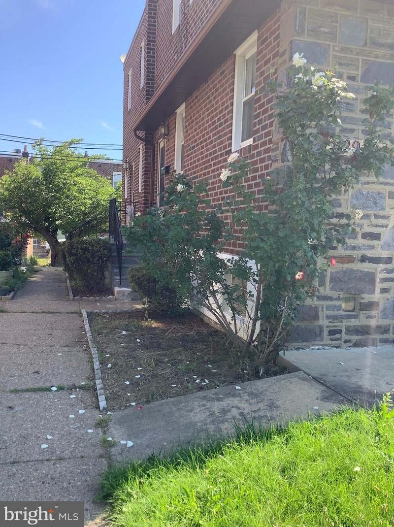 1129 Princeton Ave, Philadelphia, PA 19111