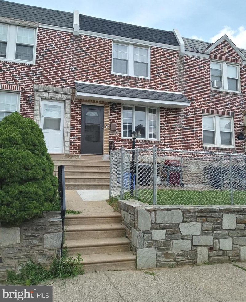 4405 Oakmont St, Philadelphia, PA 19136-3717