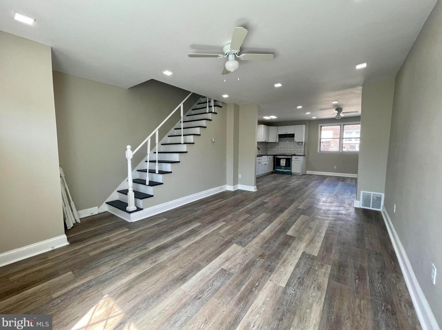 5719 Wheeler St, Philadelphia, PA 19143-6133