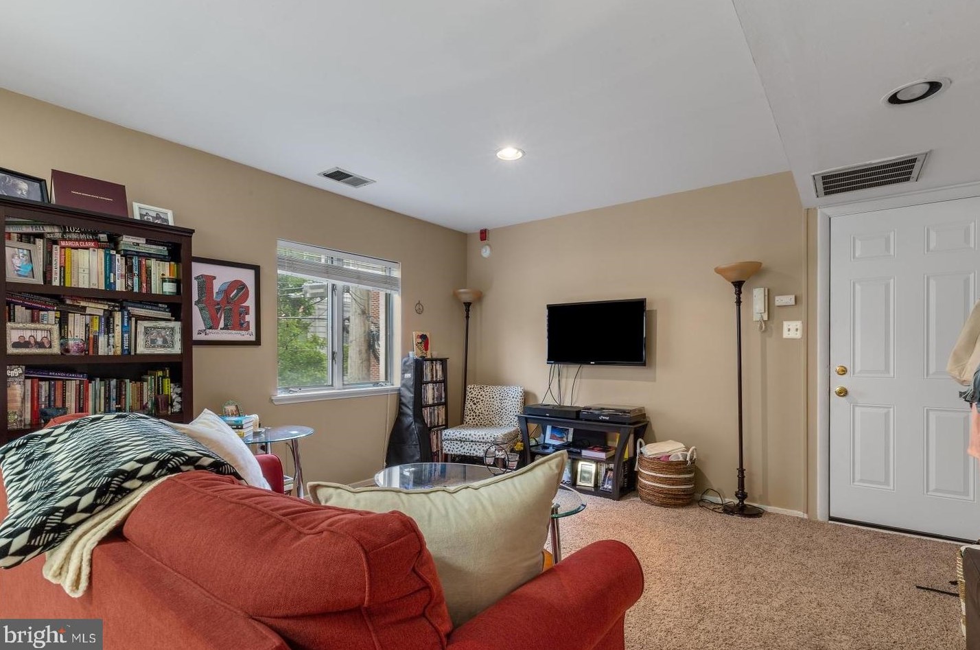 821 Catharine St #2, Philadelphia, PA 19147