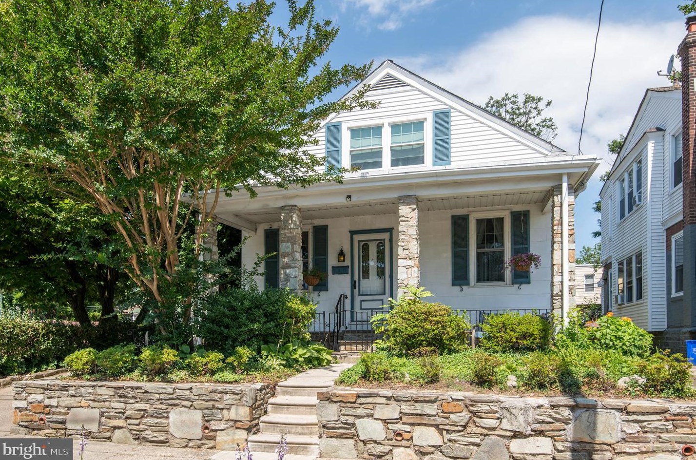 7146 Bingham St, Philadelphia, PA 19111-4019