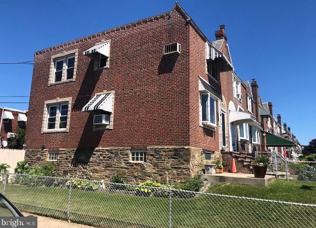 3001 Rawle St, Philadelphia, PA 19149-2508