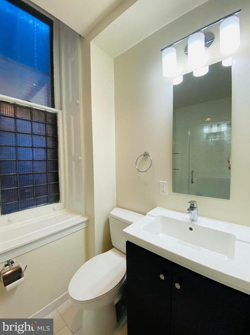 115 S 21st St Apt 402, Philadelphia, PA 19103