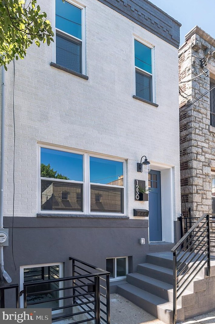 1230 Tasker St, Philadelphia PA  19148-1031 exterior