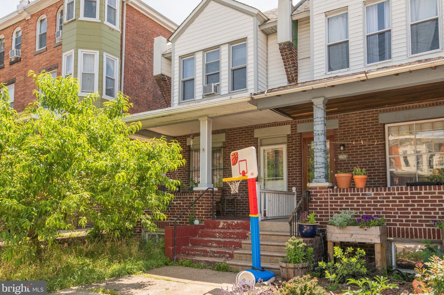 4924 Warrington Ave, Philadelphia, PA 19143-3333