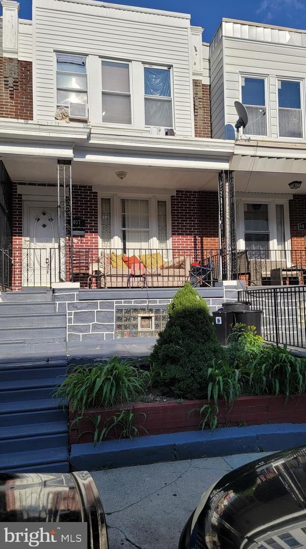 4037 Ormond St, Philadelphia, PA 19124-5306