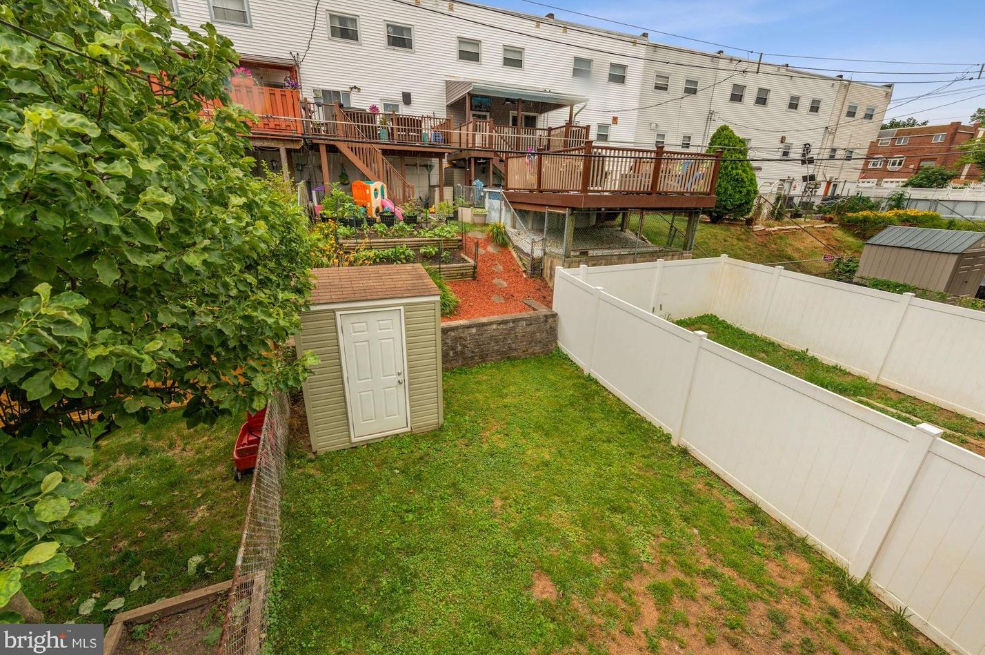 3599 Nottingham Ln, Philadelphia PA  19114-1400 exterior