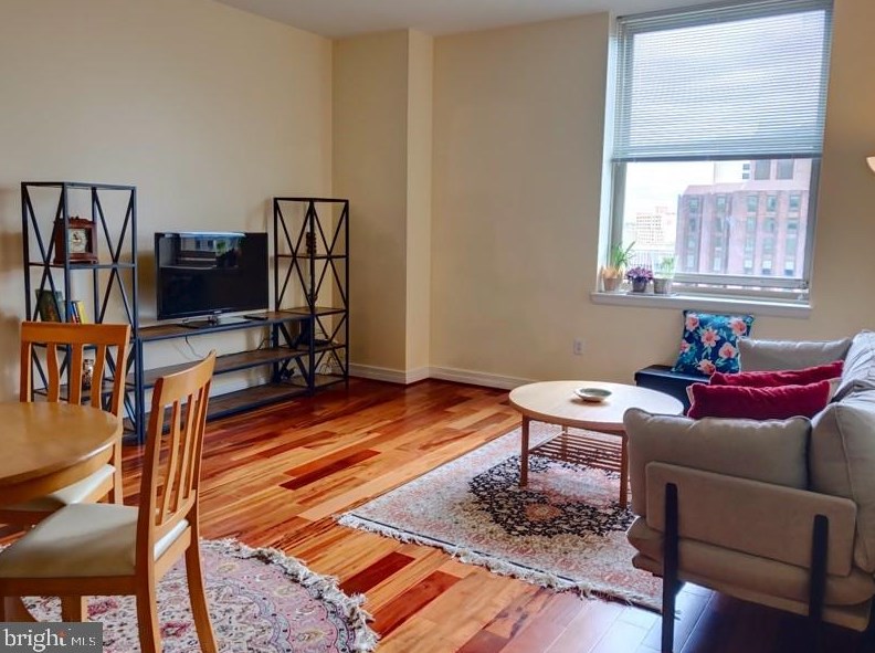 1600 Arch St #1801, Philadelphia, PA 19103