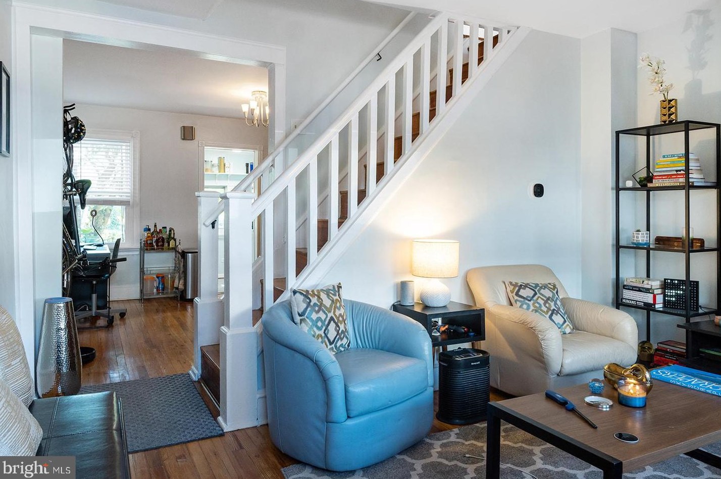 6157 Lawnton St, Philadelphia, PA 19128-2623
