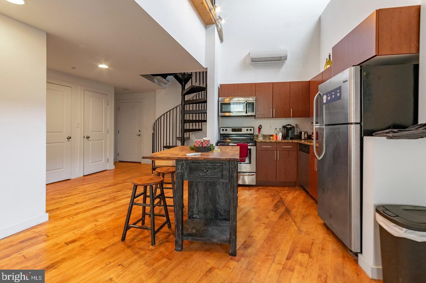 4 Leverington Ave #unit 306, Philadelphia, PA 19127