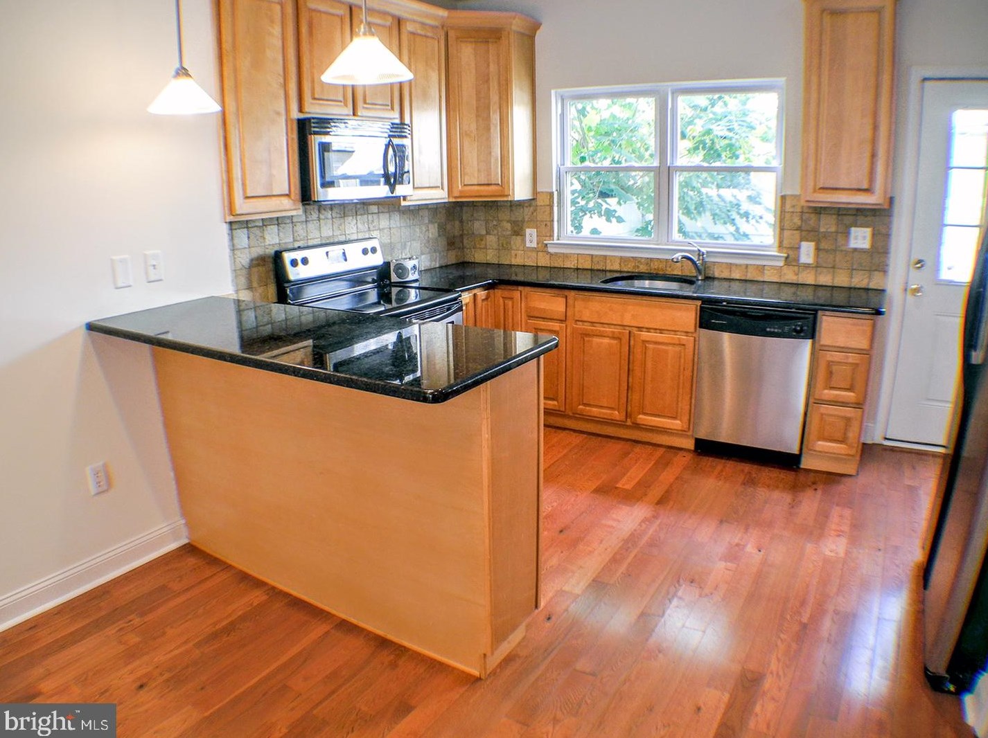 1006 S Cleveland St, Philadelphia, PA 19146