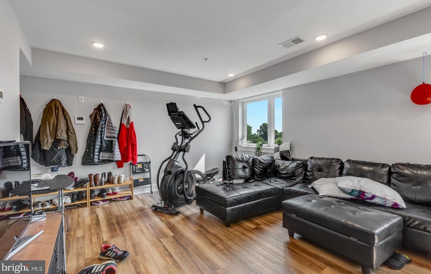 3965 Lancaster Ave #304, Philadelphia, PA 19104