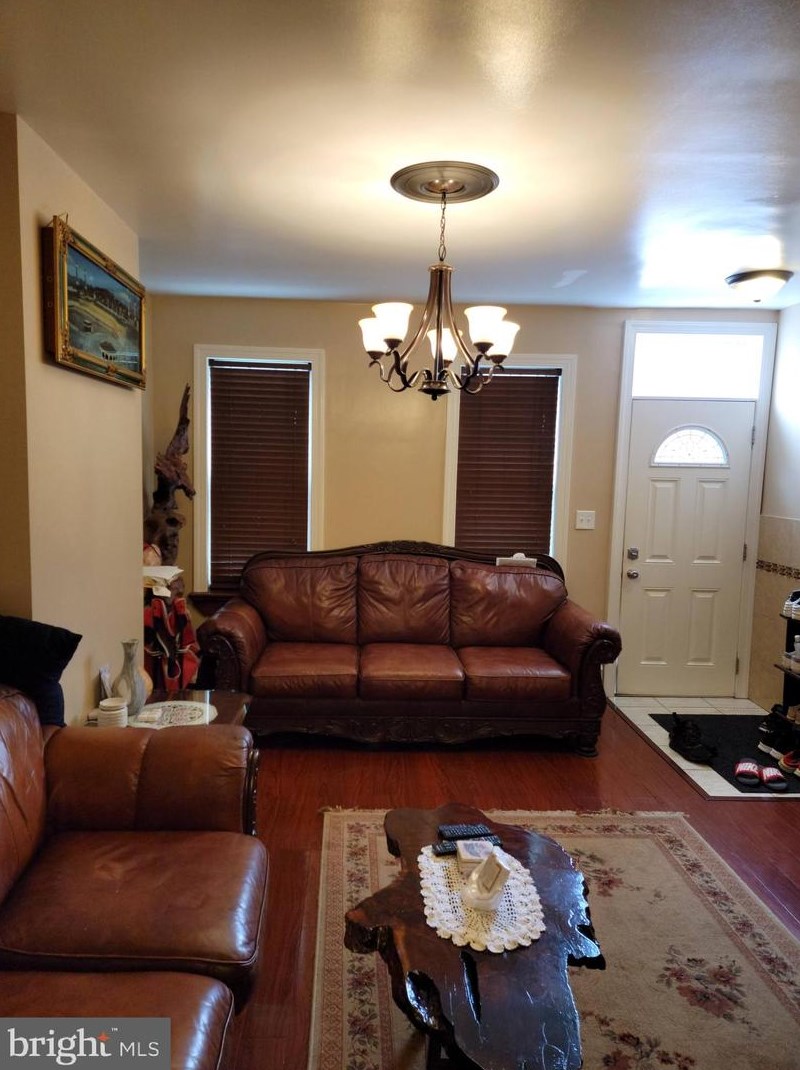 1920 Palethorp St, Philadelphia PA  19122-2304 exterior