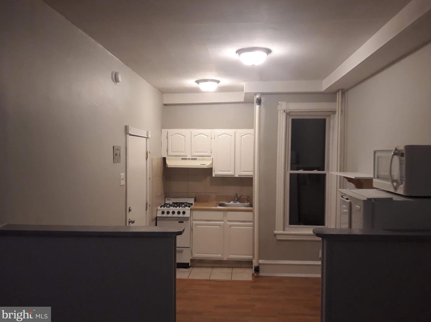 520 Tasker St, Philadelphia, PA 19148