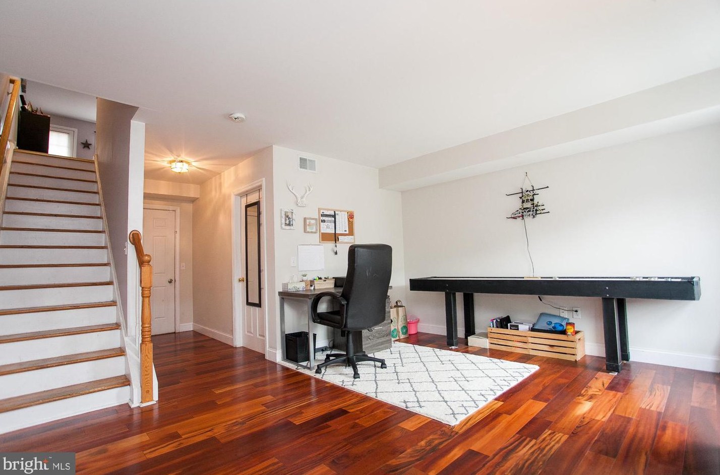3815 Lauriston St, Philadelphia, PA 19128