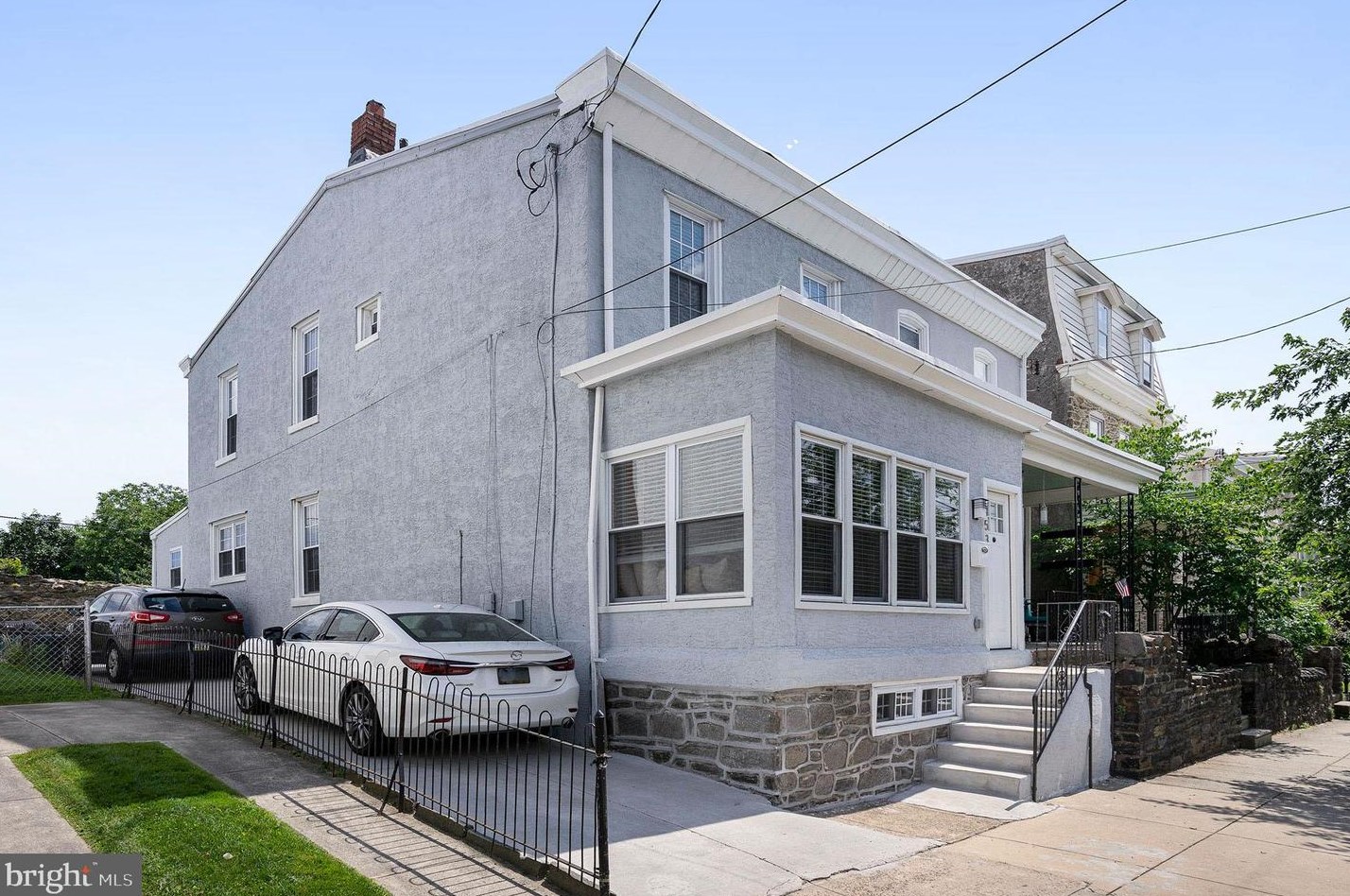 453 Leverington Ave, Philadelphia PA  19128-3315 exterior