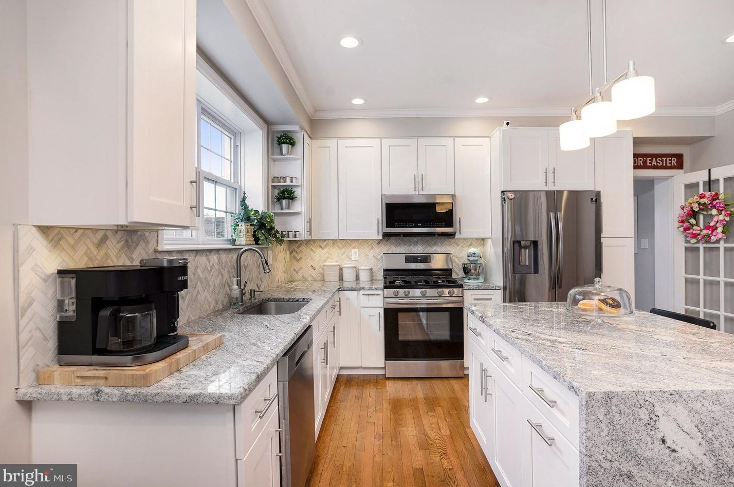 453 Leverington Ave, Philadelphia PA  19128-3315 exterior