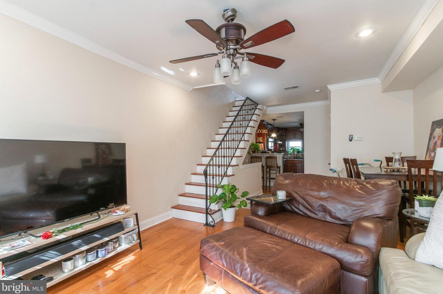 2511 Sheridan St, Philadelphia, PA 19148-4603