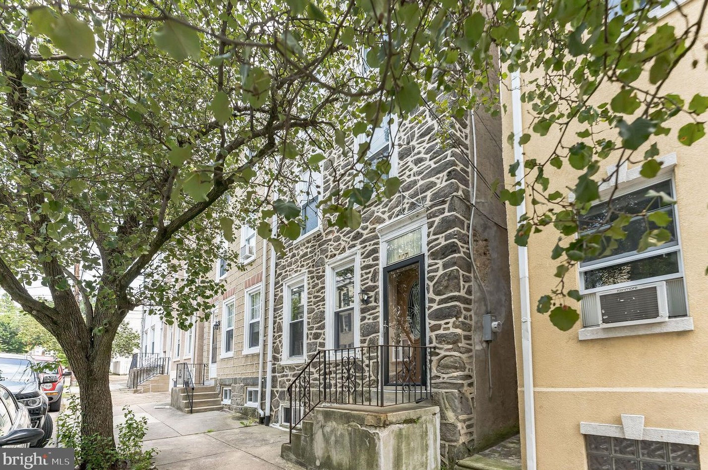 107 Seville St, Philadelphia, PA 19127-1811