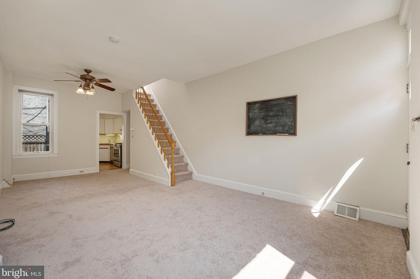 822 Pennock St, Philadelphia PA  19130-1225 exterior