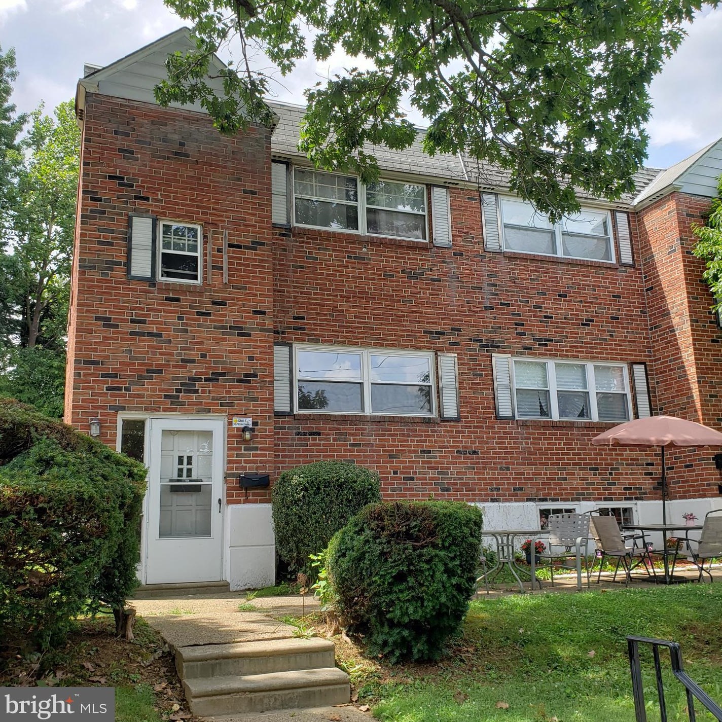 8410 Verree Rd, Philadelphia, PA 19111-1323