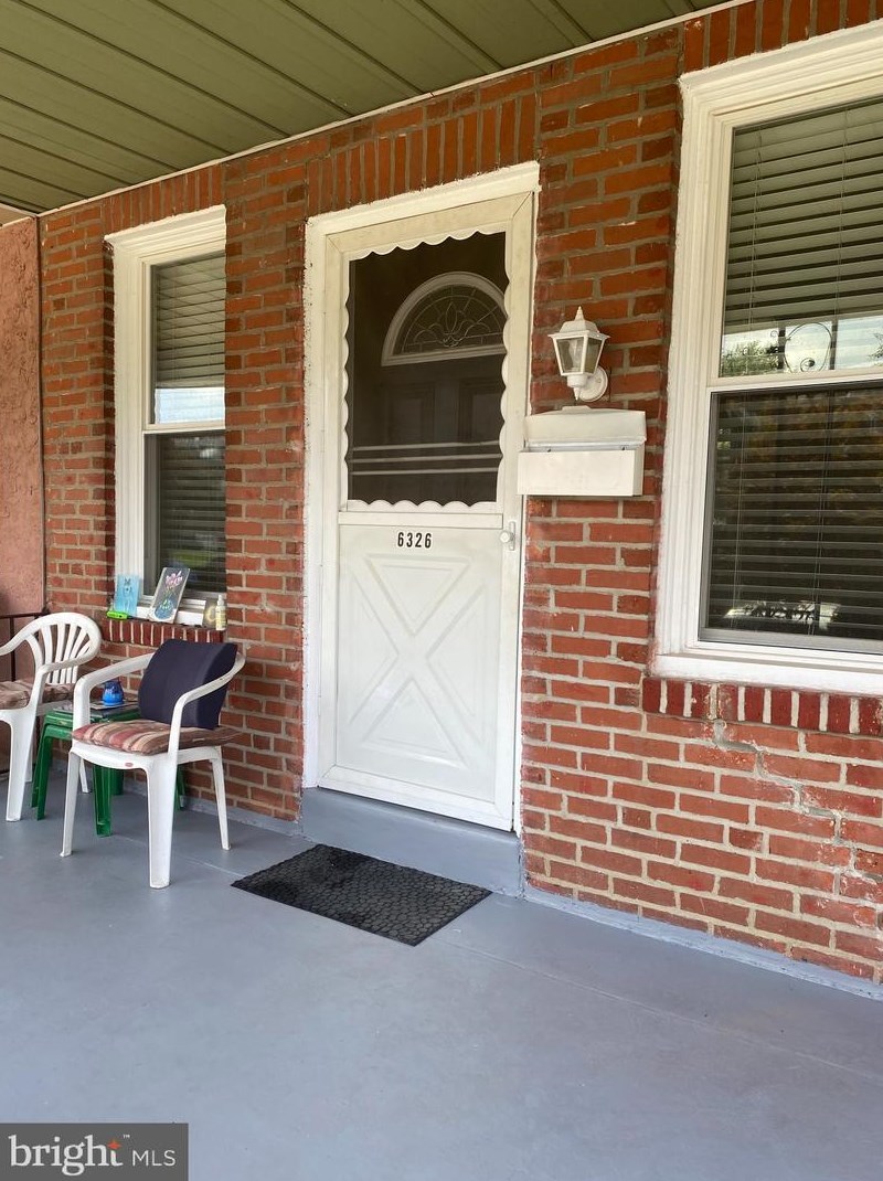 6326 Lawndale Ave, Philadelphia, PA 19111-5707