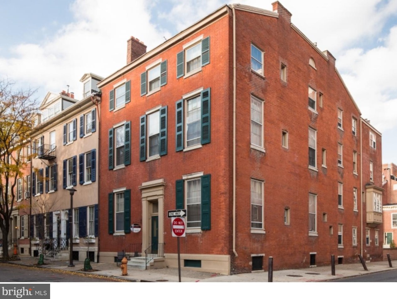 901 Clinton St Apt 12, Philadelphia, PA 19107