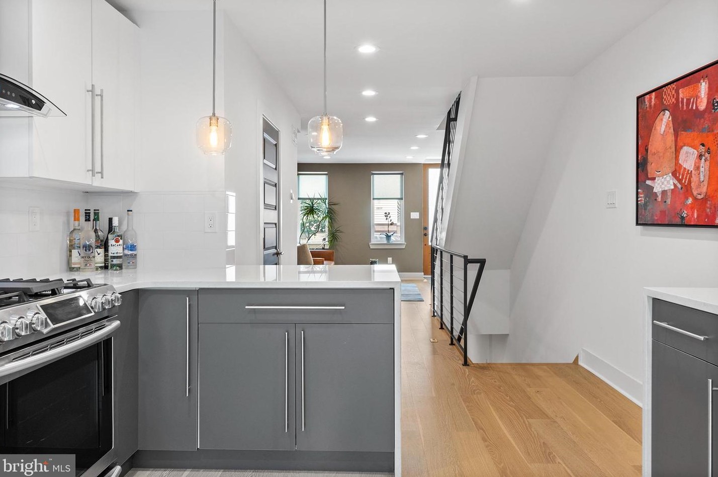 1010 Cross St, Philadelphia PA  19147-6314 exterior