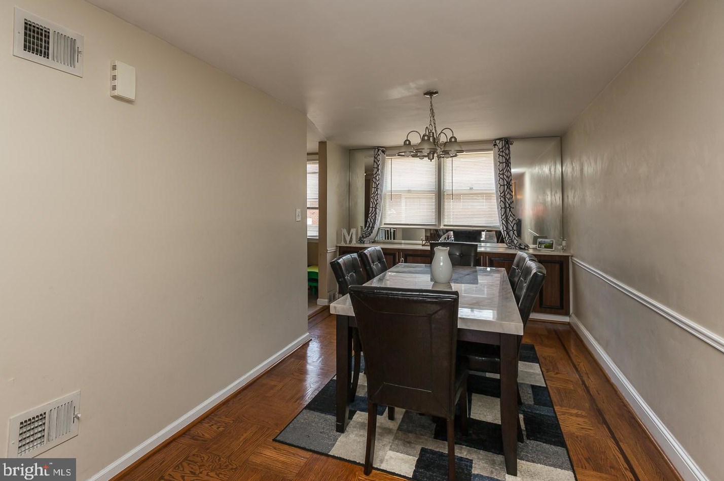 7540 Woodcrest Ave, Philadelphia PA  19151-2704 exterior