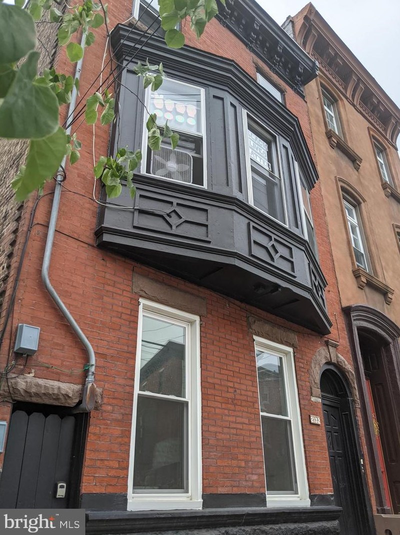 2132 E Cumberland St #2, Philadelphia, PA 19125