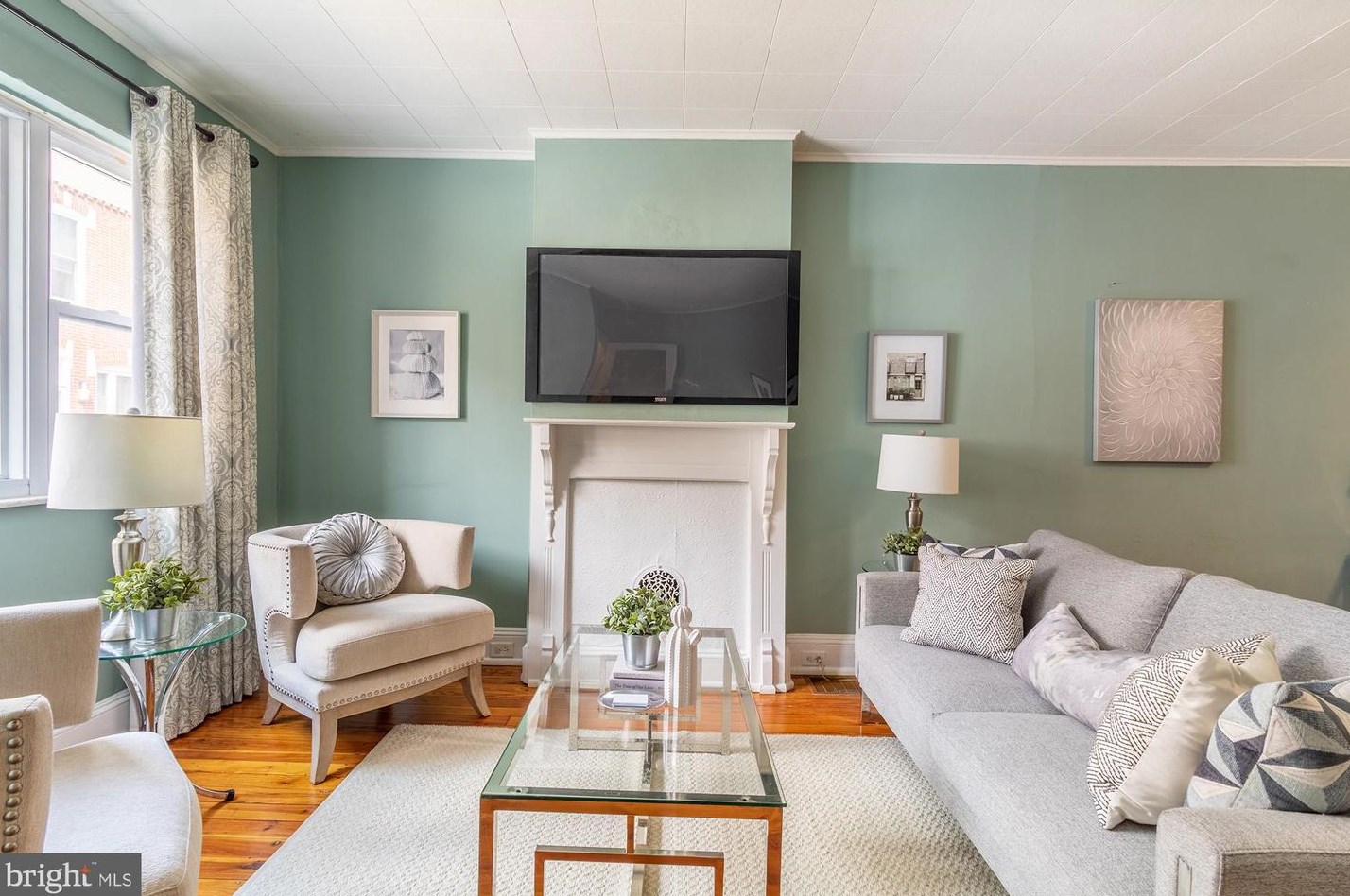 1114 Daly St, Philadelphia, PA 19148