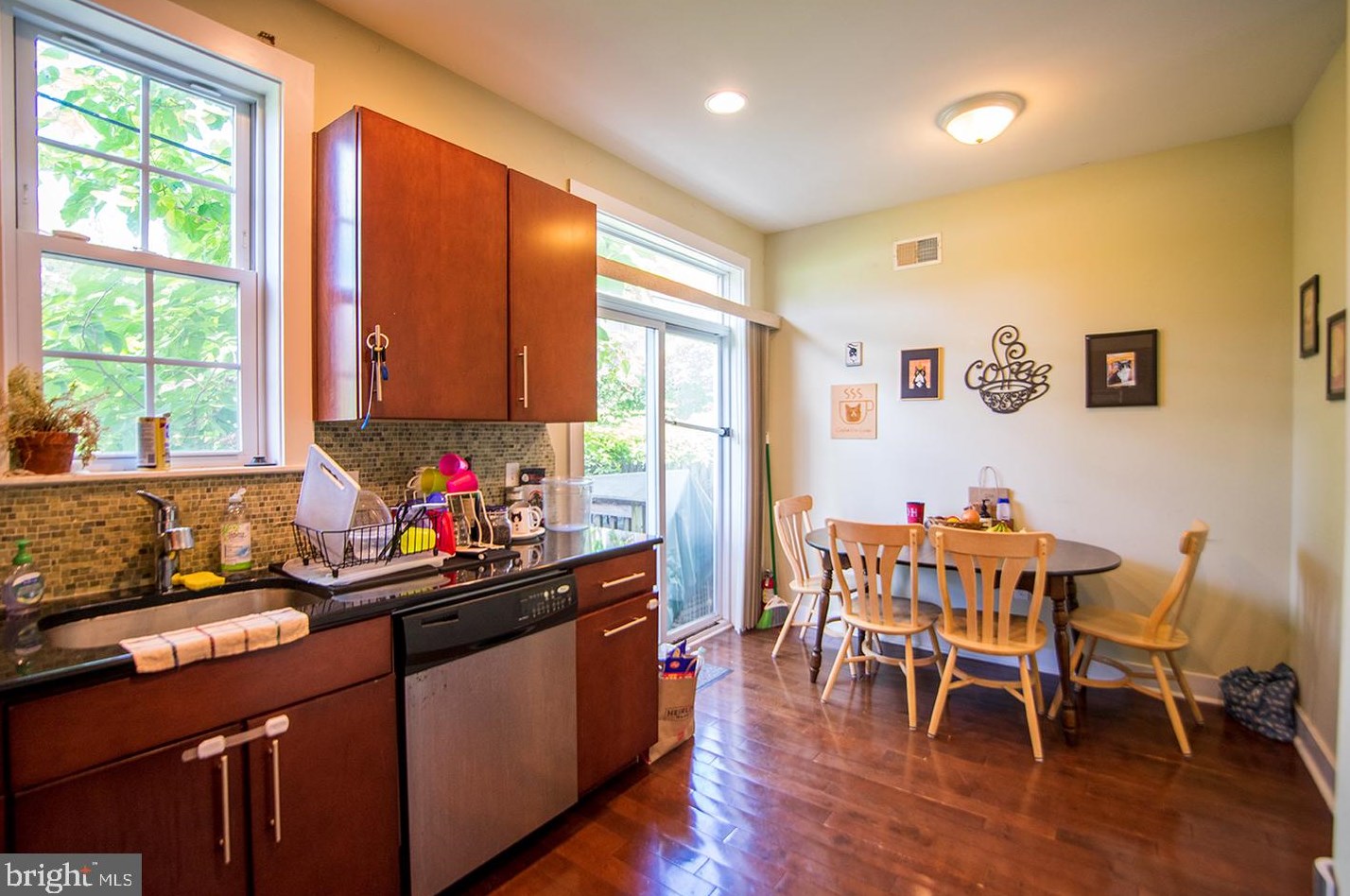 2625 Catharine St, Philadelphia, PA 19146