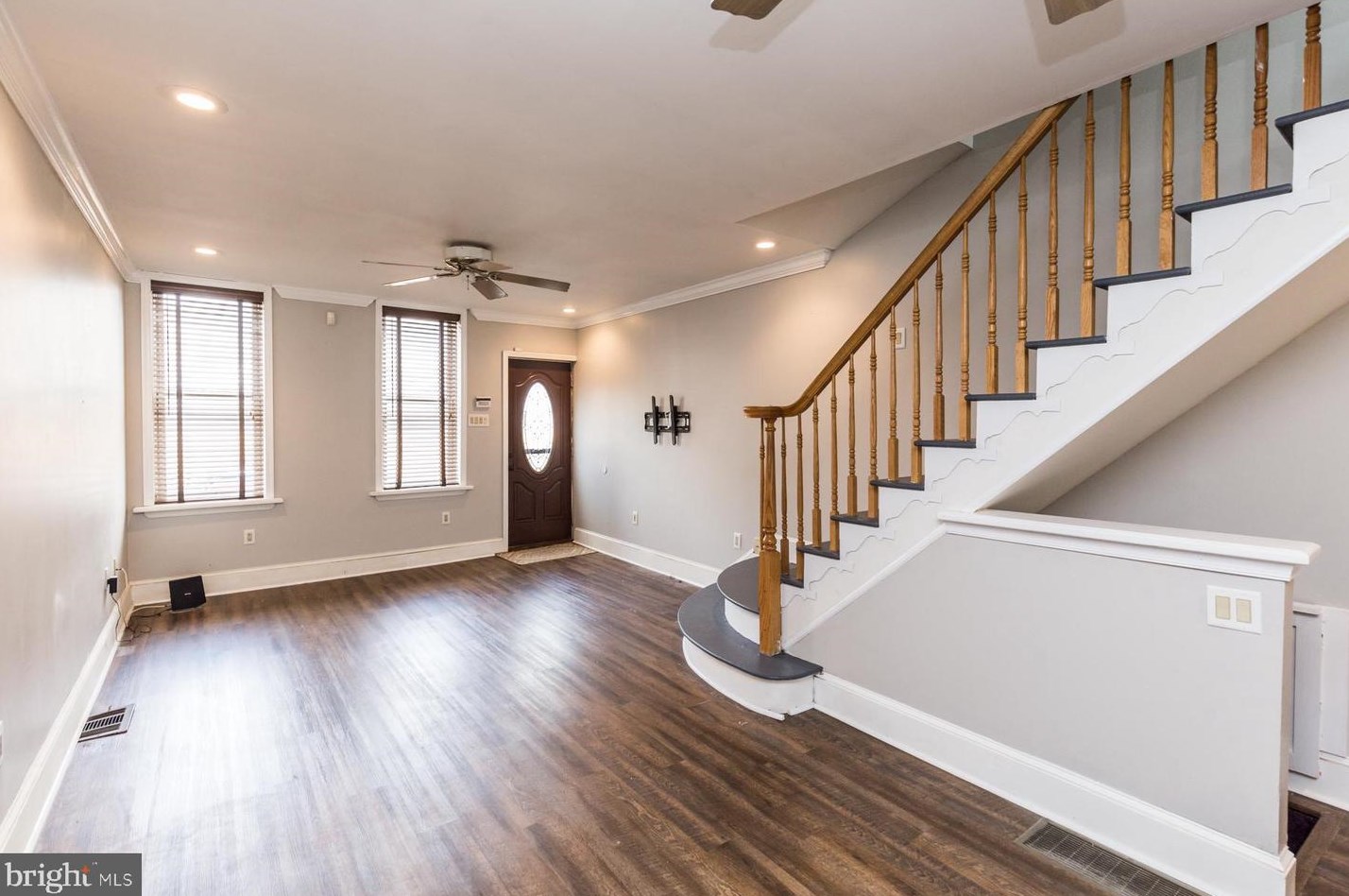 832 Livingston St, Philadelphia, PA 19125