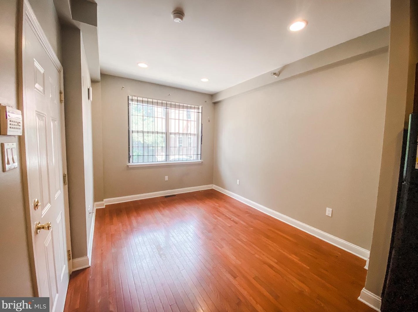 2010 N 18th St #1, Philadelphia, PA 19121