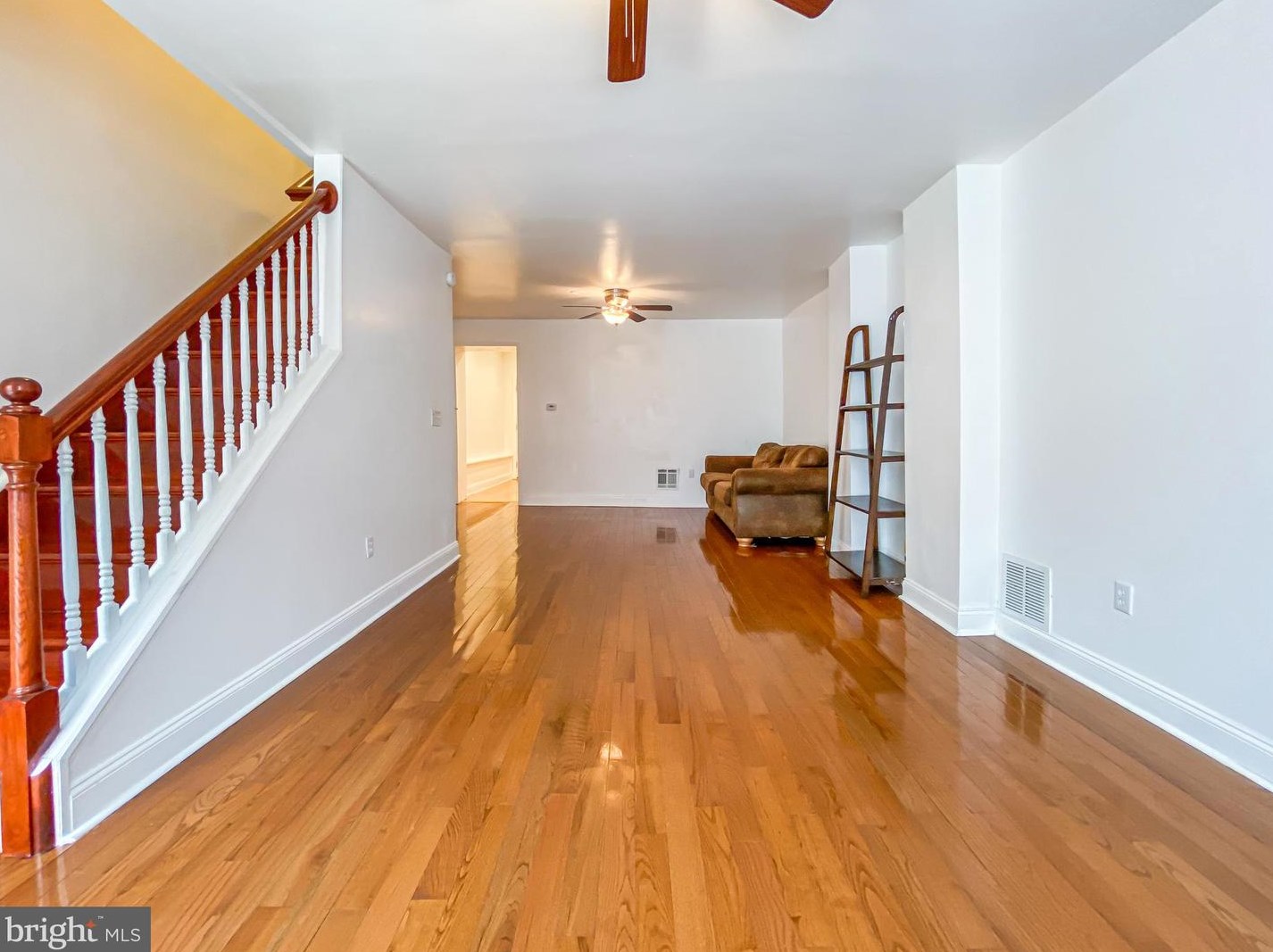 425 Sigel St, Philadelphia PA  19148-1834 exterior