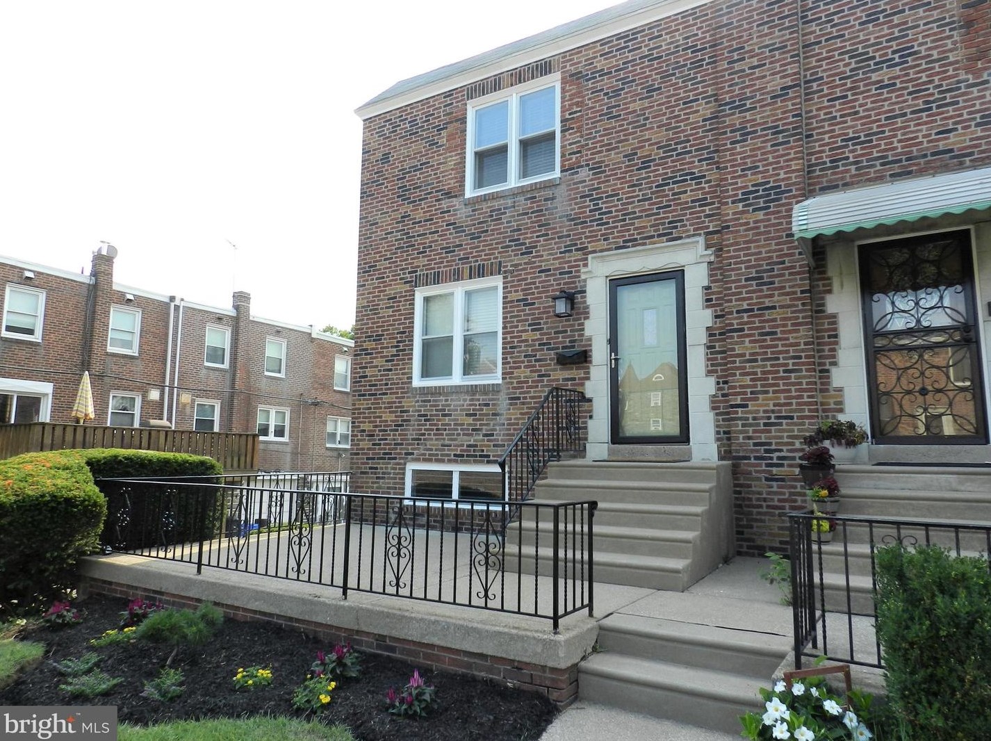 410 Edgemore Rd, Philadelphia, PA 19151-4017