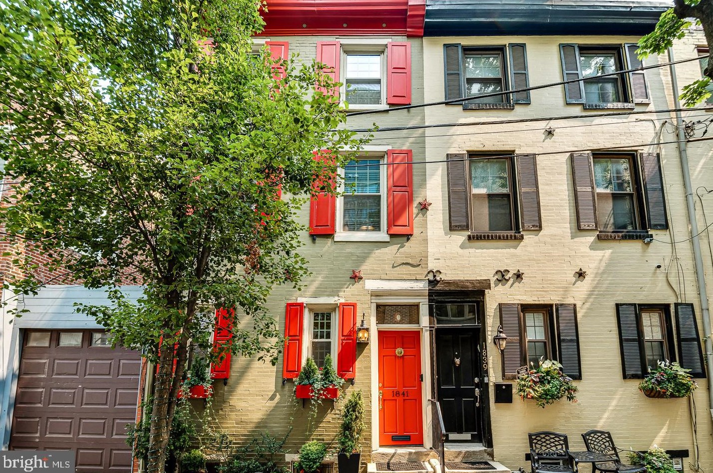 1841 Addison St, Philadelphia, PA 19146-1401