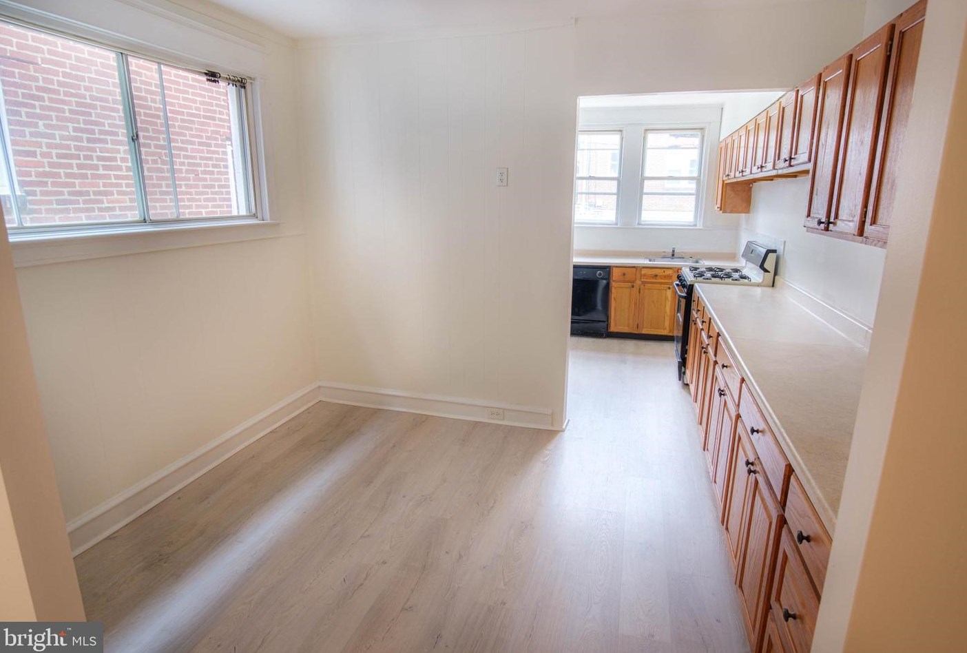 5705 Woodcrest Ave, Philadelphia PA  19131-2224 exterior