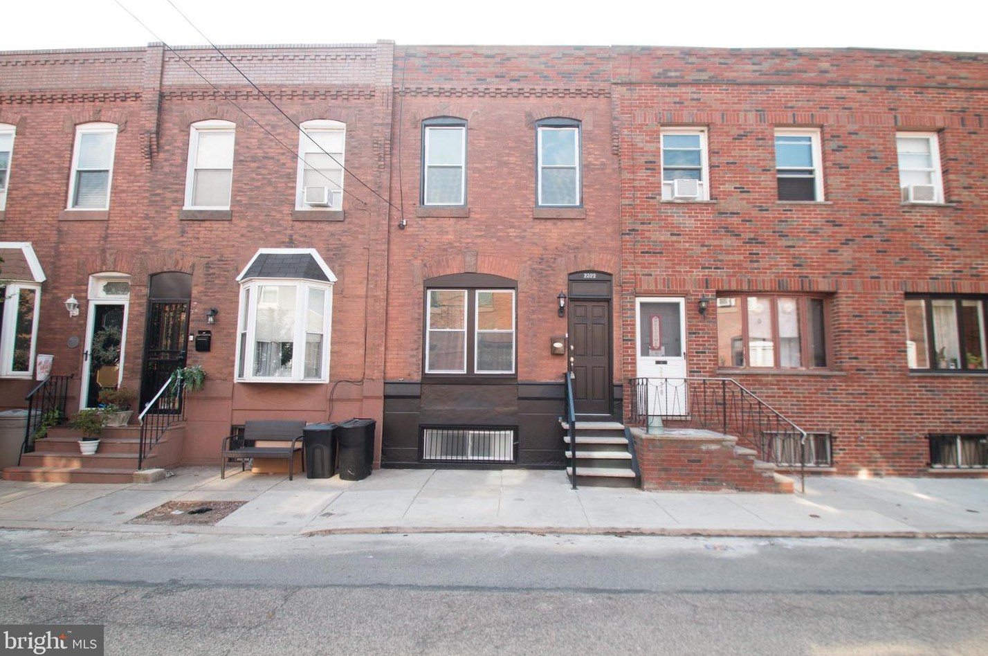 2322 Lambert St, Philadelphia PA  19132-4818 exterior