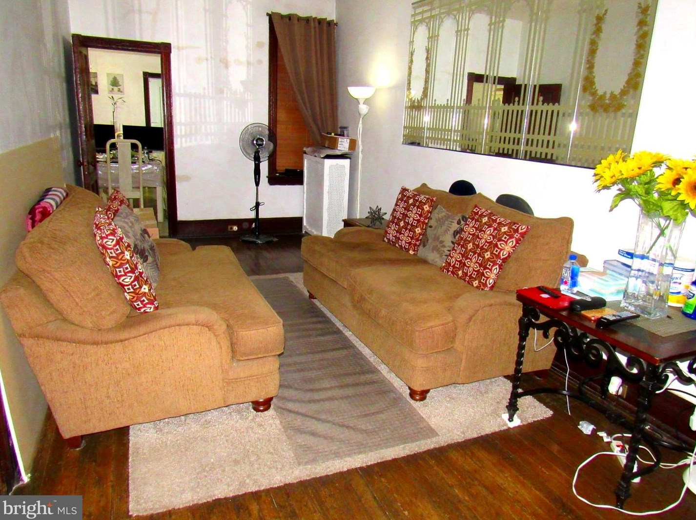 166 Ontario St, Philadelphia, PA 19140-5831